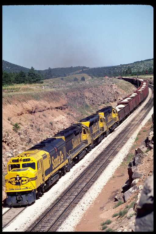 Ballast Train with FP45 #5935