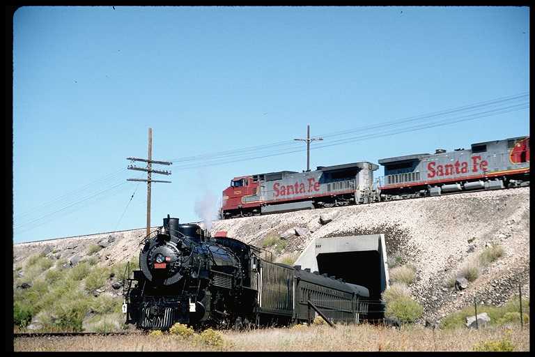 GCRY #4960 passing under BNSF mainline.