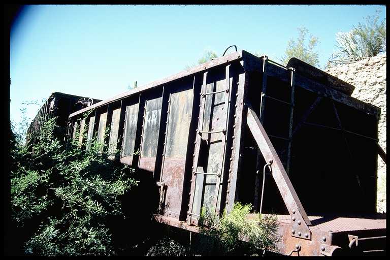 Ray & Gila Valley hopper car.