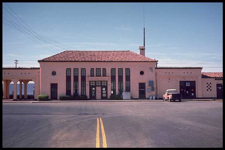 Southern Pacific passenger depot in Mesa, Arizona.