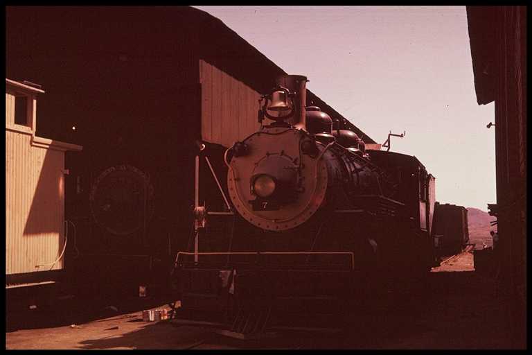 Magma RR locomotive #7 at Superior.